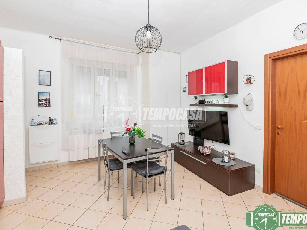 appartamento in vendita a Lodi in zona Città Bassa
