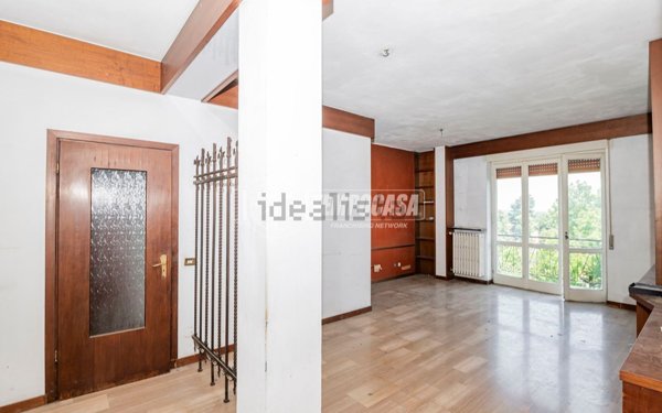 appartamento in vendita a Lodi in zona Viale Italia