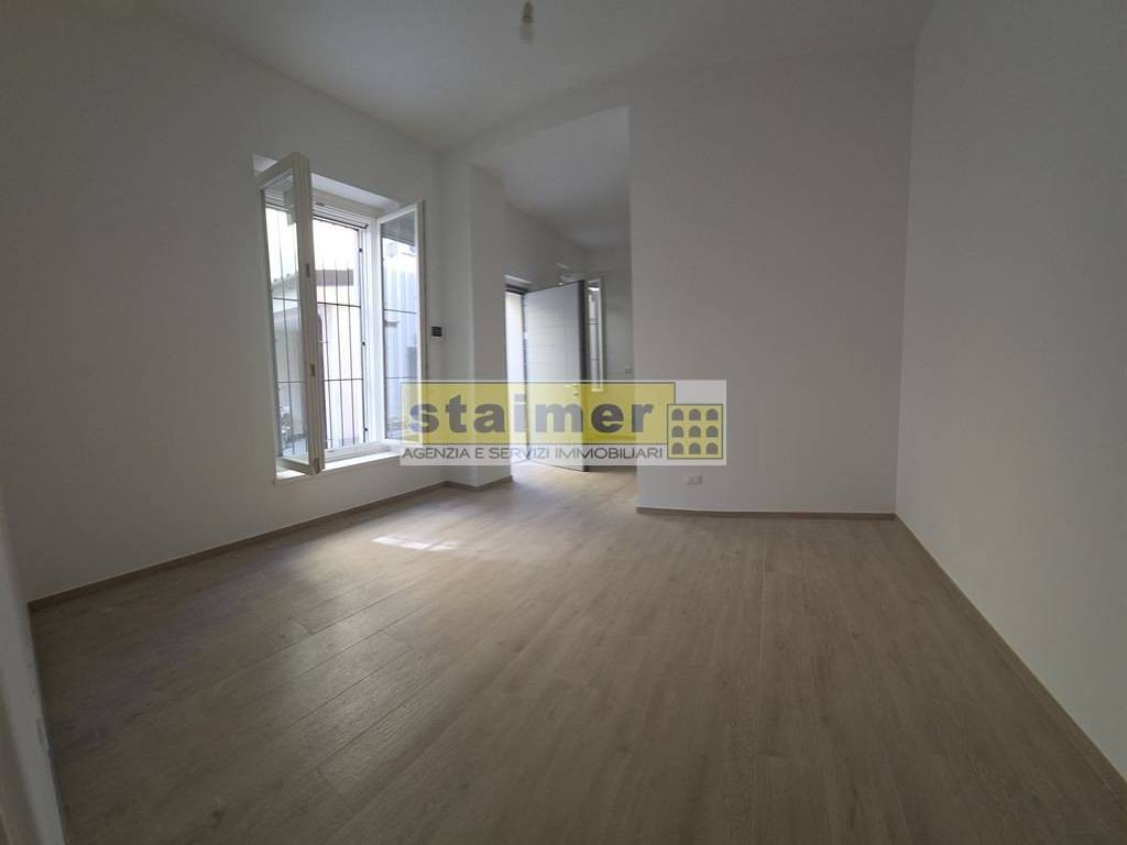 appartamento in vendita a Lodi in zona Centro Storico