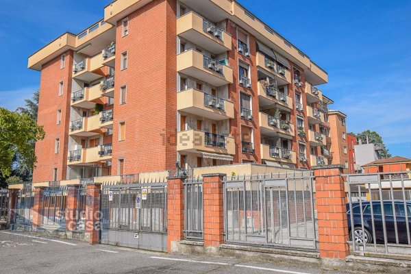 appartamento in vendita a Lodi in zona Torretta