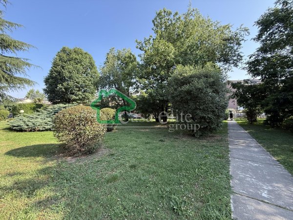 appartamento in vendita a Lodi in zona San Fereolo