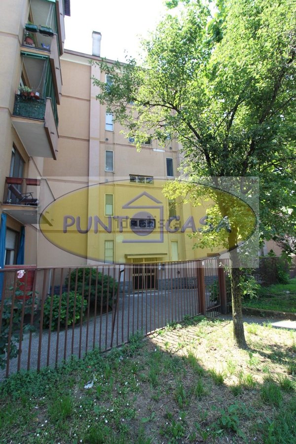 appartamento in vendita a Lodi in zona San Fereolo