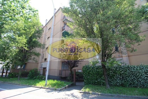 appartamento in vendita a Lodi in zona San Fereolo