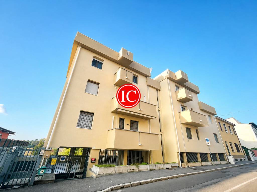 appartamento in vendita a Lodi in zona Fanfani