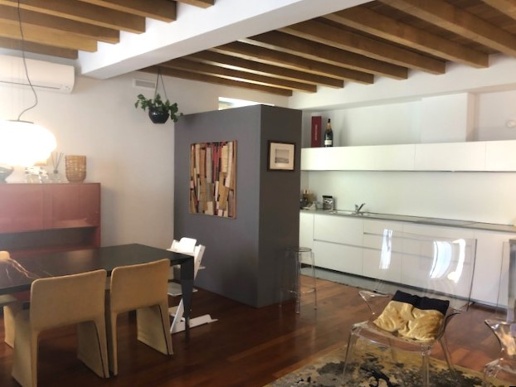 appartamento in vendita a Lodi in zona Centro Storico