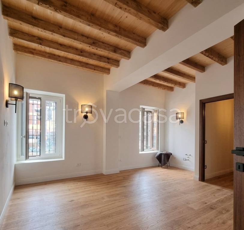 appartamento in vendita a Lodi in zona Centro Storico