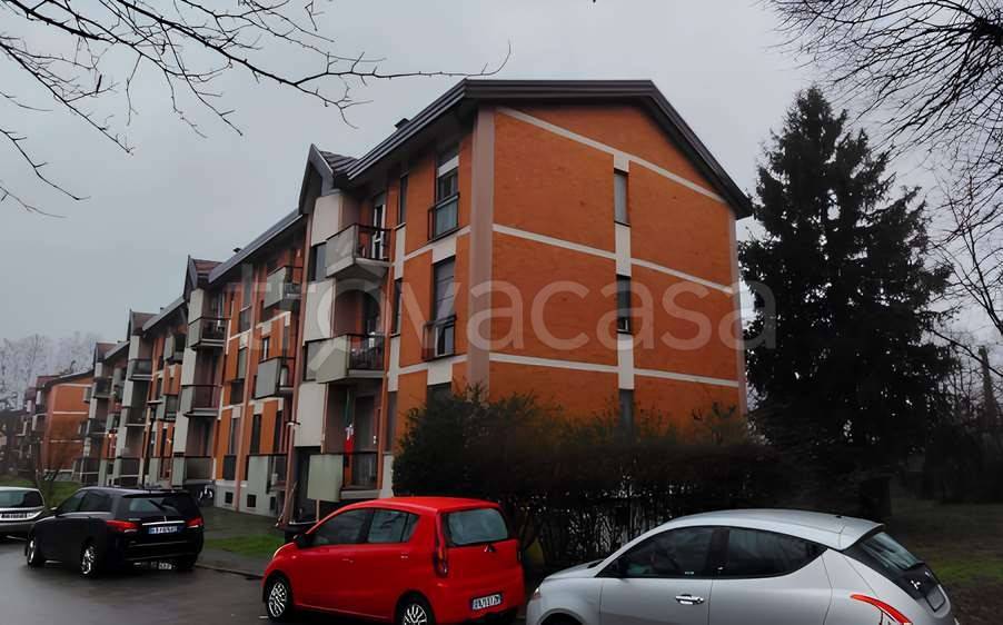 appartamento in vendita a Lodi in zona Viale Italia
