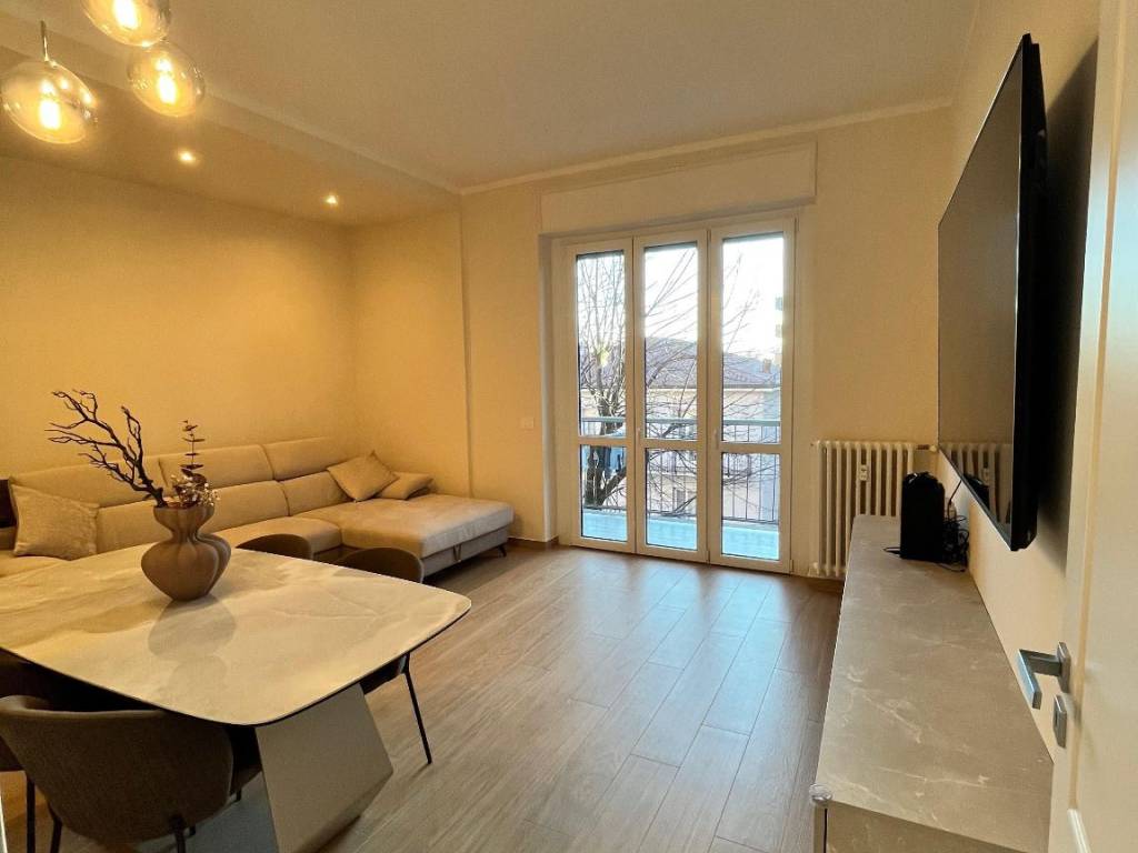 appartamento in vendita a Lodi in zona San Bernardo