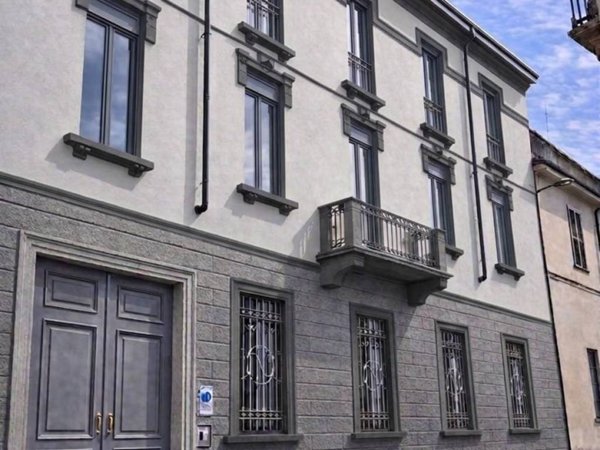 appartamento in vendita a Lodi in zona Città Bassa