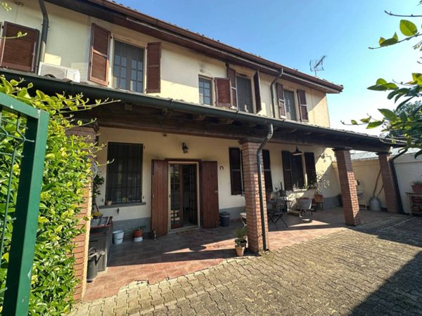appartamento in vendita a Lodi in zona Torretta