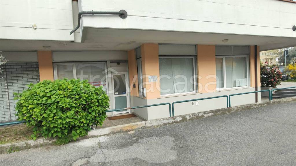 appartamento in vendita a Lodi in zona Piazza Albarola