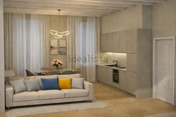 appartamento in vendita a Lodi in zona Città Bassa