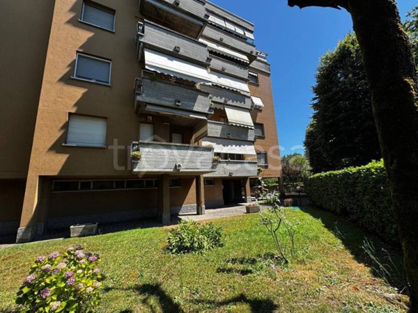 appartamento in vendita a Lodi in zona Viale Pavia