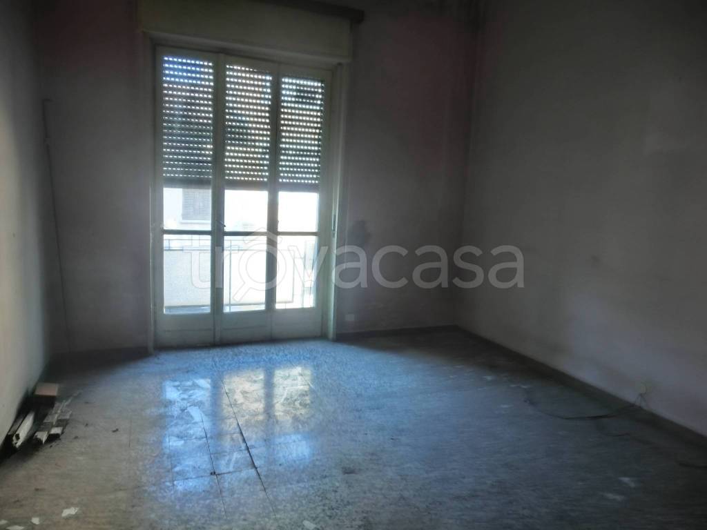 appartamento in vendita a Lodi in zona Fanfani