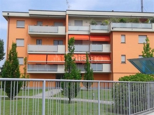 appartamento in vendita a Lodi in zona Via Campo di Marte