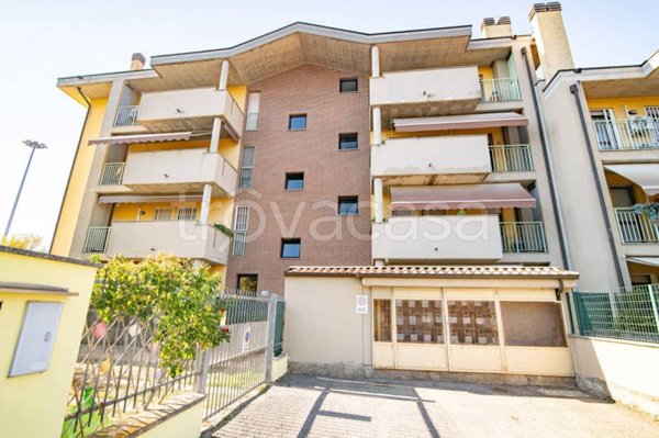 appartamento in vendita a Lodi in zona San Grato