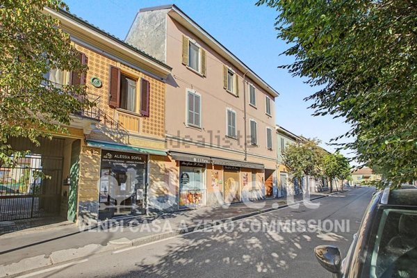 appartamento in vendita a Lodi in zona Città Bassa