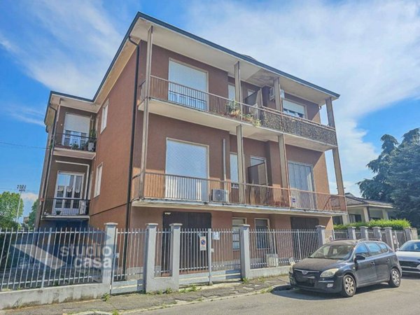 appartamento in vendita a Lodi in zona Viale Pavia