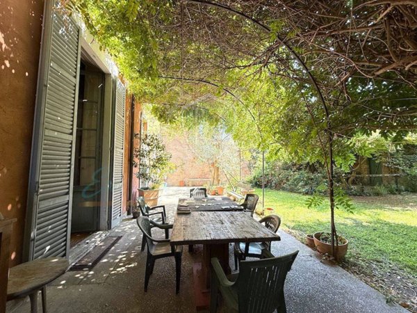 casa indipendente in vendita a Lodi in zona Centro Storico