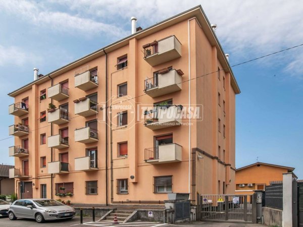 appartamento in vendita a Lodi in zona Paderno