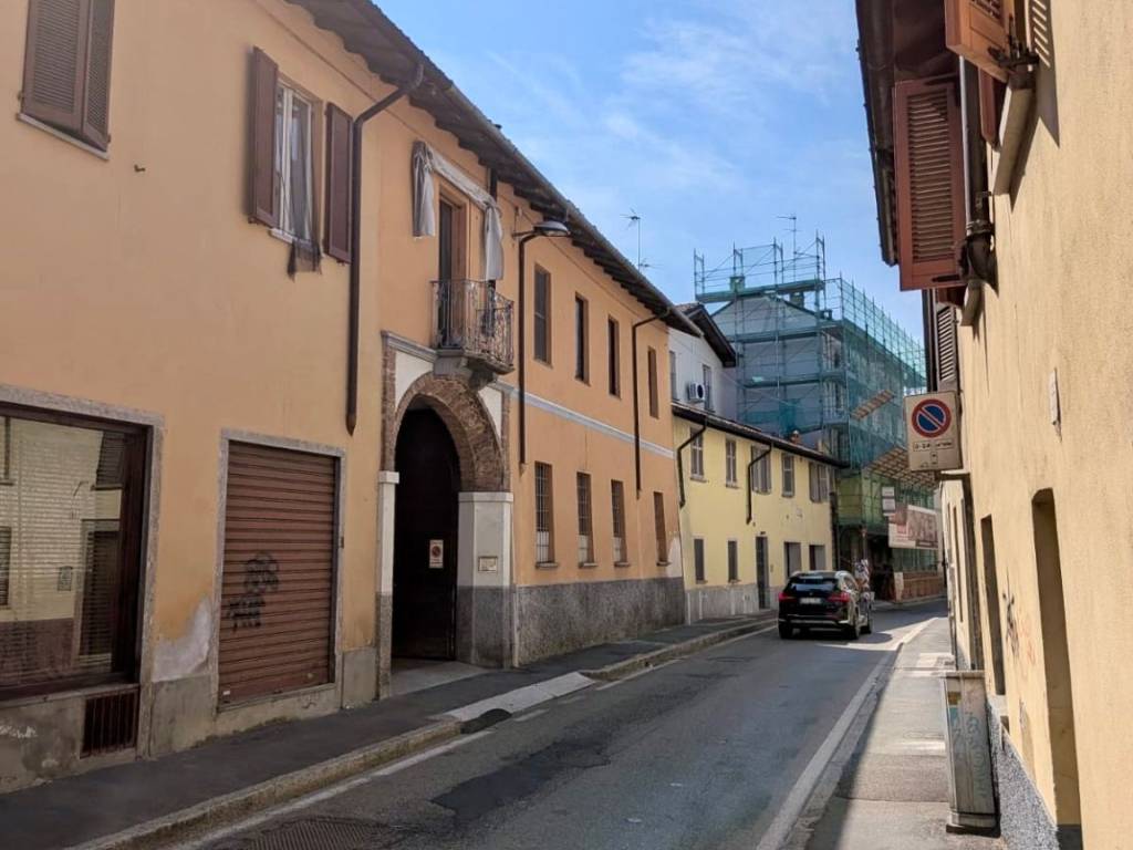 appartamento in vendita a Lodi in zona Città Bassa