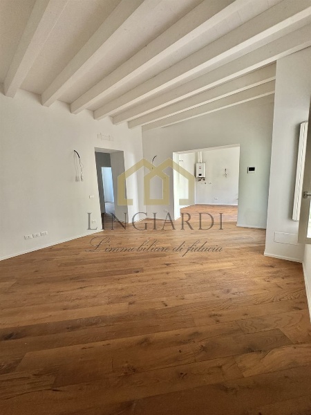 appartamento in vendita a Lodi in zona Centro Storico