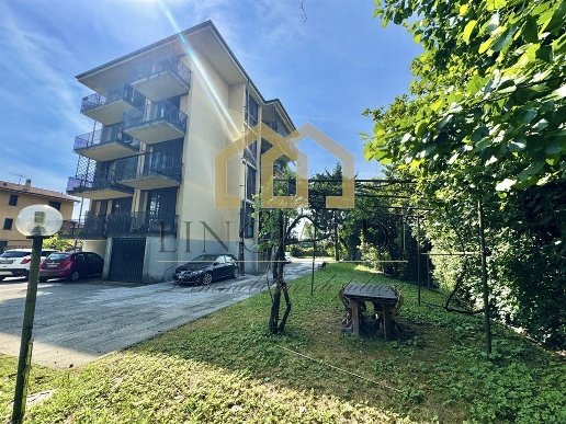 appartamento in vendita a Lodi in zona San Grato
