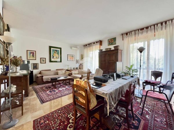 appartamento in vendita a Lodi in zona Viale Italia