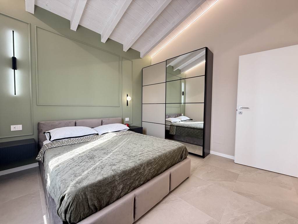 casa indipendente in vendita a Lodi in zona Martinetta