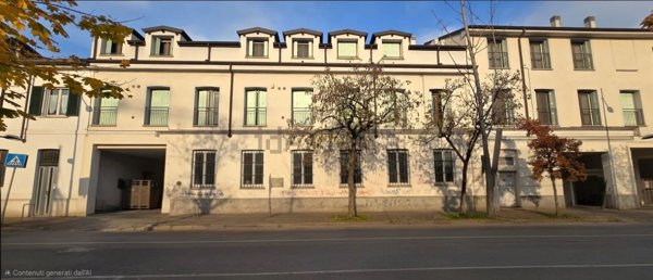 appartamento in vendita a Lodi in zona Fanfani