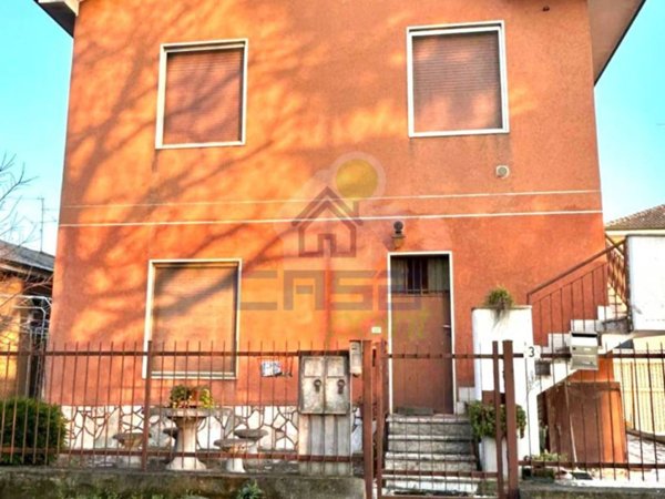 casa indipendente in vendita a Lodi in zona Mozzanica