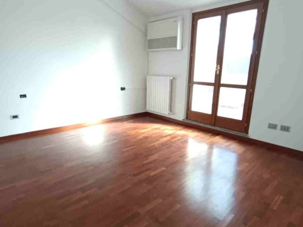 appartamento in vendita a Lodi in zona Corso Mazzini