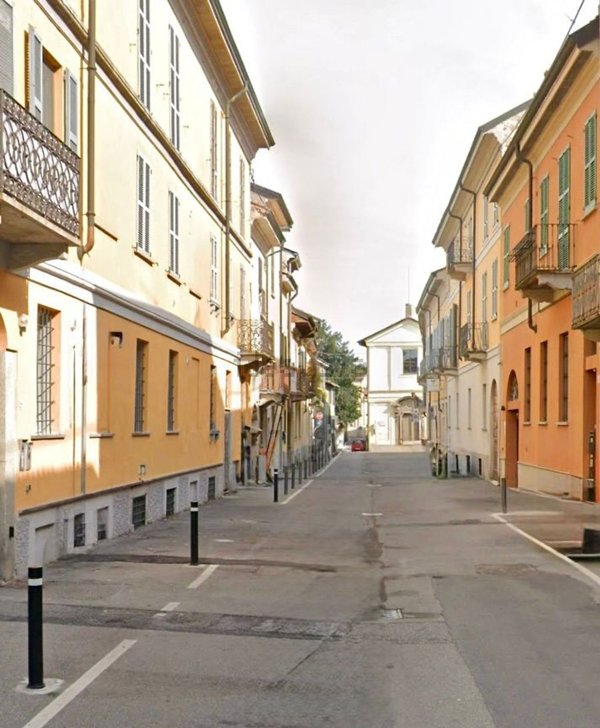 appartamento in vendita a Lodi in zona Centro Storico
