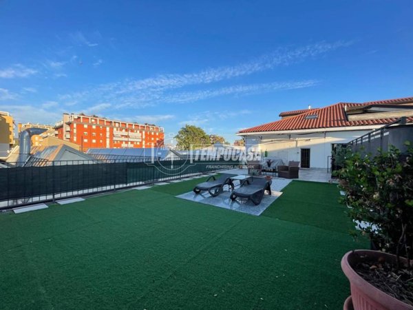 appartamento in vendita a Lodi in zona Paderno