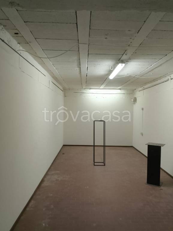 box auto in vendita a Lodi in zona Fanfani