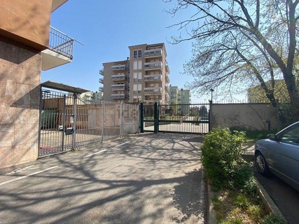box auto in vendita a Lodi in zona Fanfani