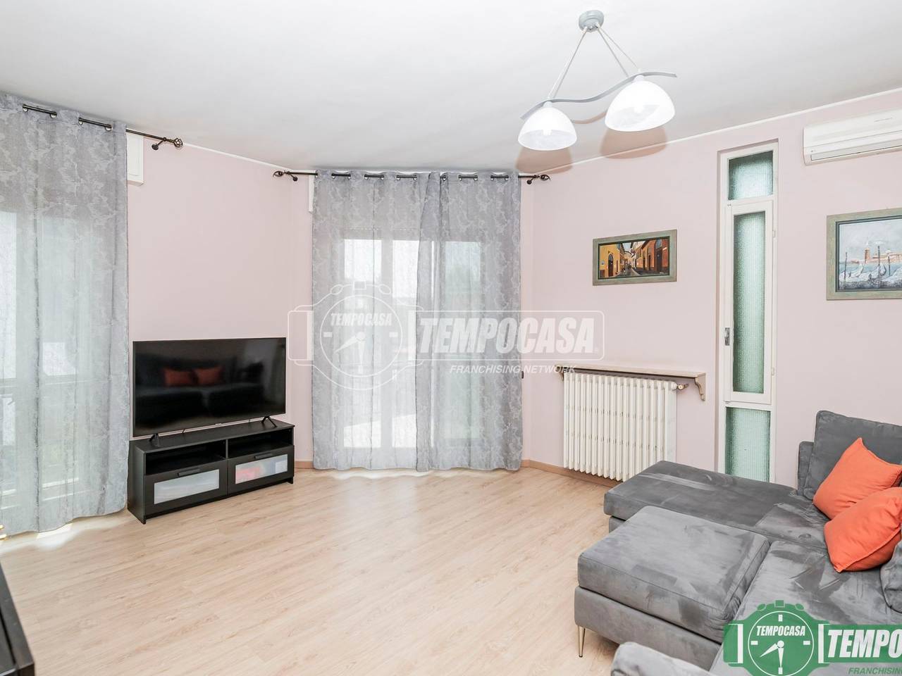 casa indipendente in vendita a Lodi in zona San Fereolo