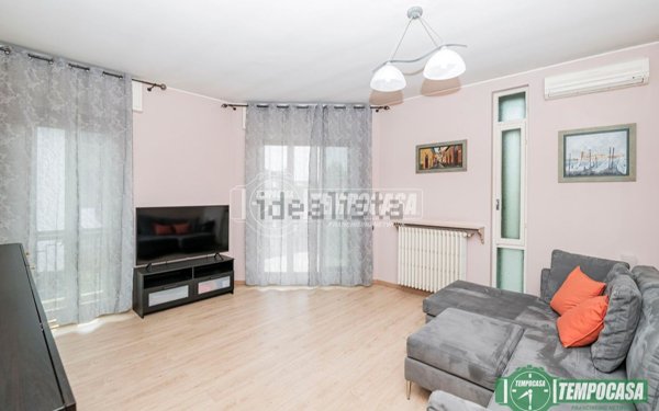 casa indipendente in vendita a Lodi in zona San Fereolo