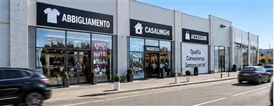 locale commerciale in vendita a Lodi
