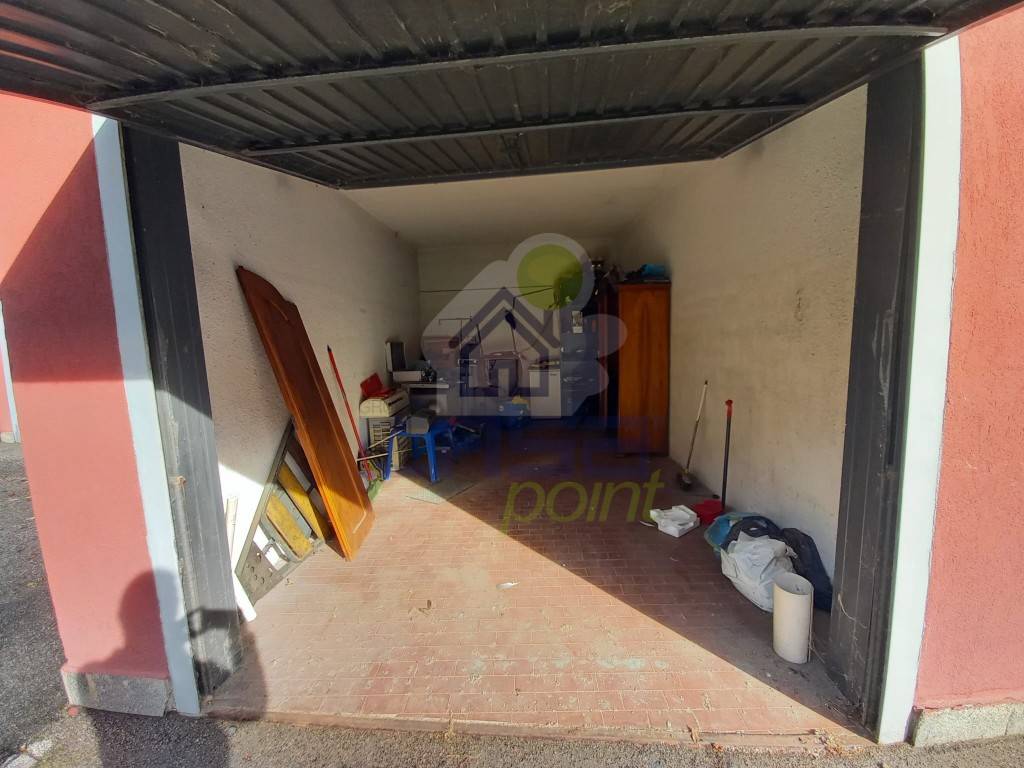 box auto in vendita a Lodi in zona Martinetta