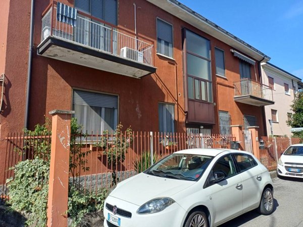 appartamento in vendita a Lodi in zona Città Bassa