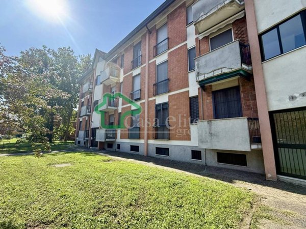 appartamento in vendita a Lodi in zona Viale Italia