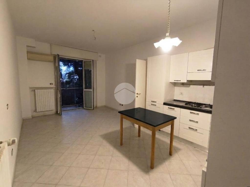 appartamento in vendita a Lodi in zona San Fereolo