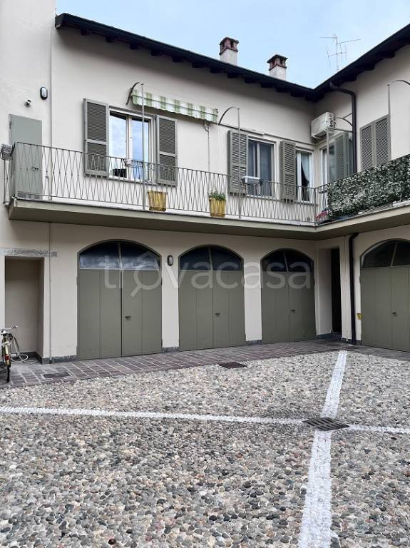 appartamento in vendita a Lodi in zona Centro Storico