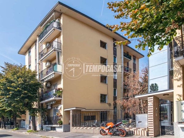 appartamento in vendita a Lodi in zona Paderno