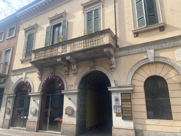 appartamento in vendita a Lodi in zona Centro Storico