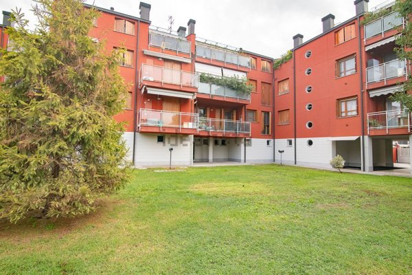 appartamento in vendita a Lodi in zona Via Campo di Marte