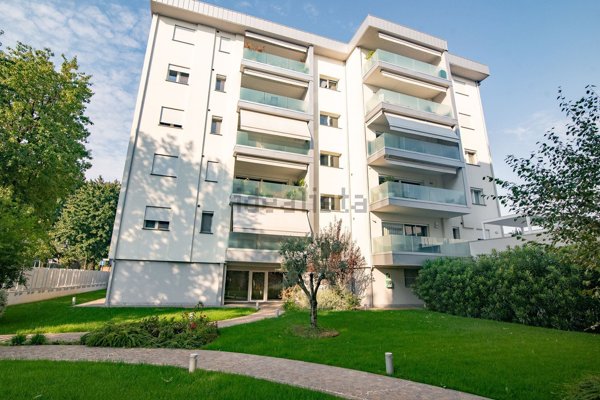 appartamento in vendita a Lodi in zona Piazza Albarola