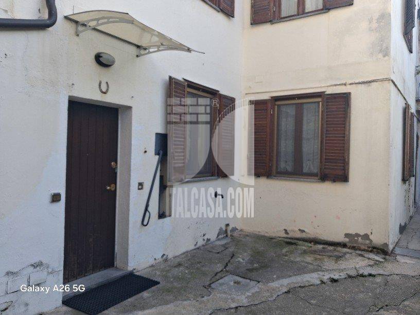 appartamento in vendita a Lodi in zona Città Bassa
