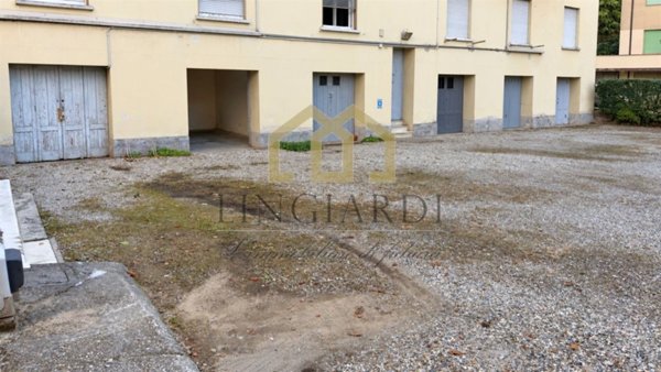 appartamento in vendita a Lodi in zona Fanfani